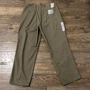 NWT Dockers Flat Front Khakis